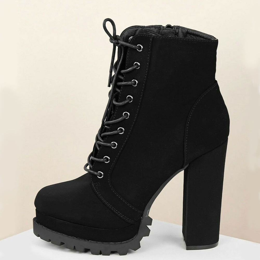 NEW🔥 Lug Sole Chunky Heel Combat Ankle Booties - Picture 2 of 5